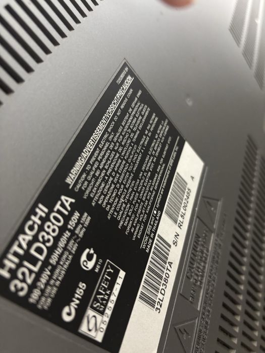 Телевизор почти новый