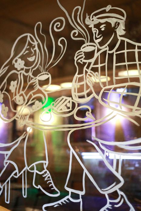 Pictura pe ferestre geamuri