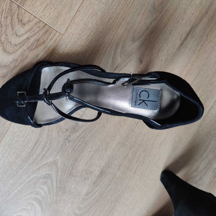 Sandale din piele cu toc Kalvin Klein mărimea 38