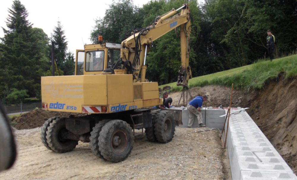 Despartitoare din beton, bloc tip lego, beton lego, boltari beton,