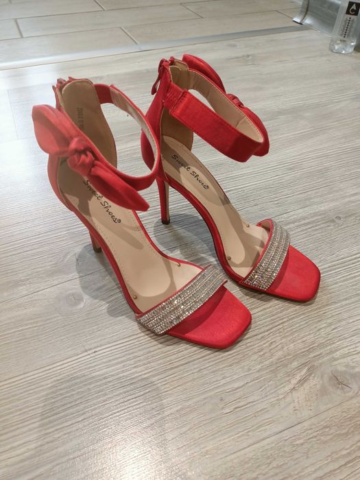 Sandale elegante