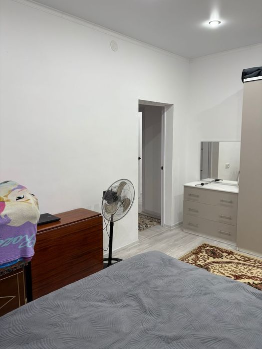 Дом в микрорайон Қарлығаш.