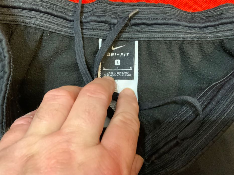 Nike-оригинална  термо долница размер л