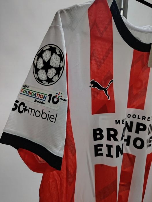 Tricou PSV Dennis Man