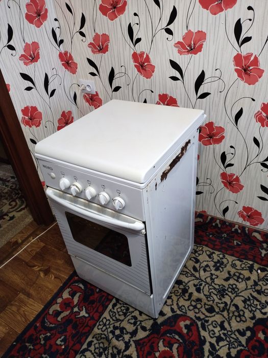 Газовая плита       .