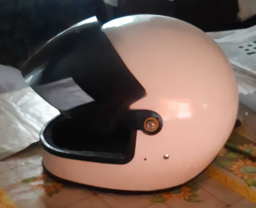 Продам шлемы мотоциклетные