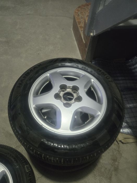 Nissan maxima diska balon sotiladi.