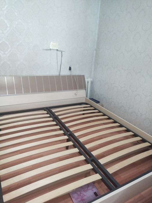 Продам двухспальной кровать