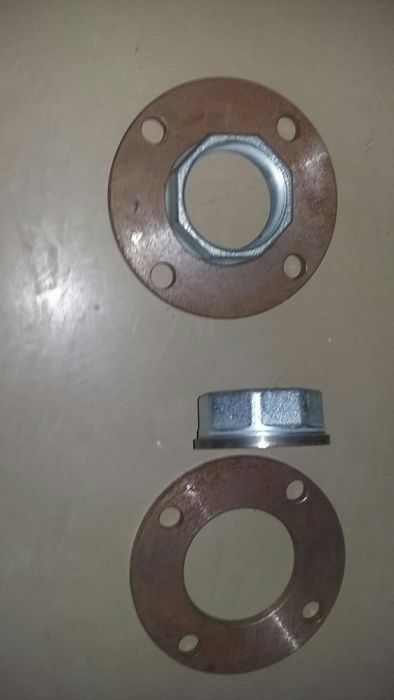 Флянец с гайкой