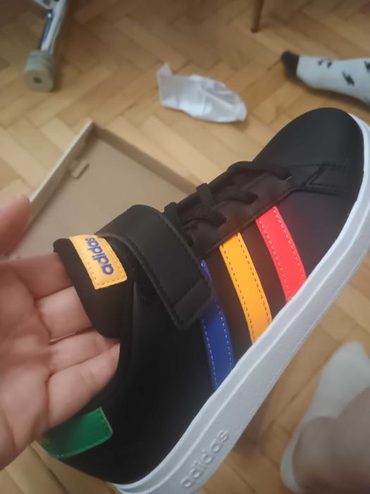 Детски маратонки за момче 33 1/2 adidas