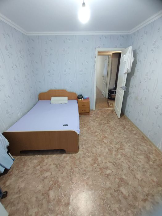 Продам 2 х комн, 6-11, 2 этаж.