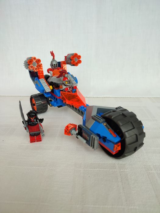 LEGO 70319 Nexo Knights Macy’s Thunder Mace – complet