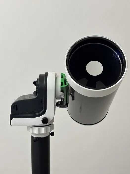 Tелескоп SkyWatcher 5" Maksutov компютъризиран WiFi с ЕКСТРИ топ модел последно поколение, сам намира и следи десетки хиляди обекти, работи и денем