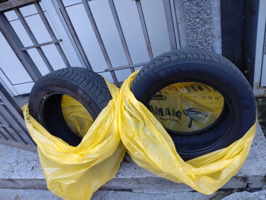 Продавам 2 зимни гуми Michelin Alpin 6