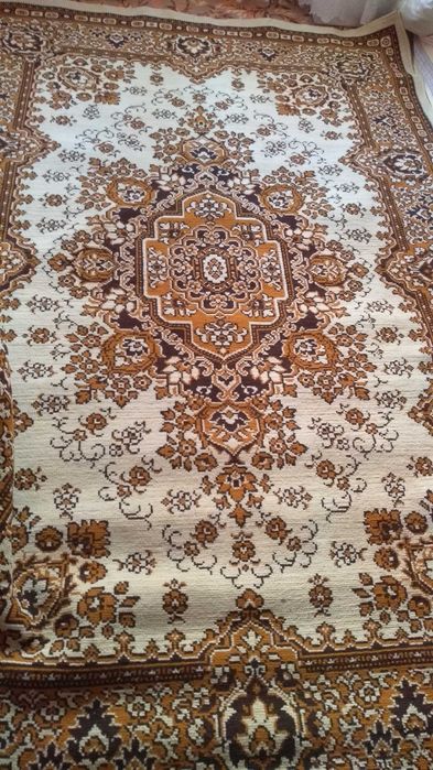 Продам ковер 2*3 м