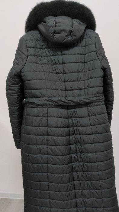 Продам зимнию куртку.