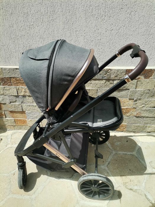 Бебешка количка + столче за хранене