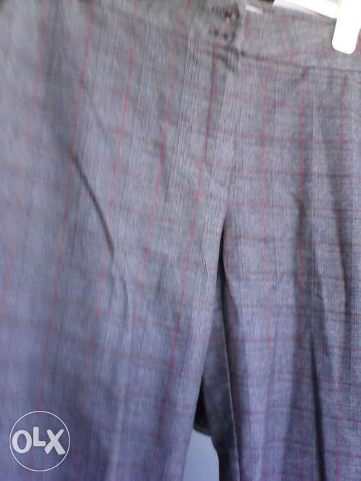 Pantalon trei sferturi