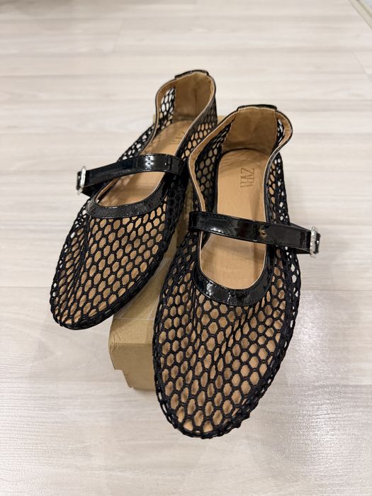 Продам женскую обувь