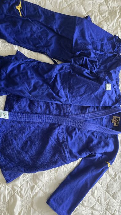 Продам, кимоно Mizuno