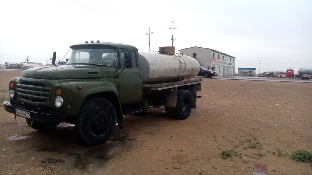 Услуга водовоза. Водовозбен су тасу