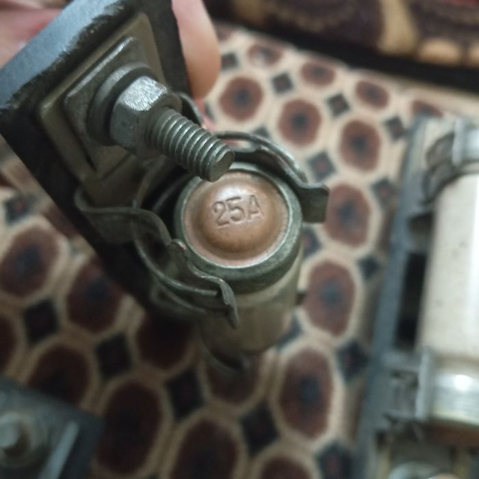 Высоковольтные предохранители 25 А