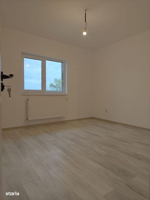 FARA COMISION casa cu 4 camere 2 bai PARTER + Pod Mansardabil la cheie
