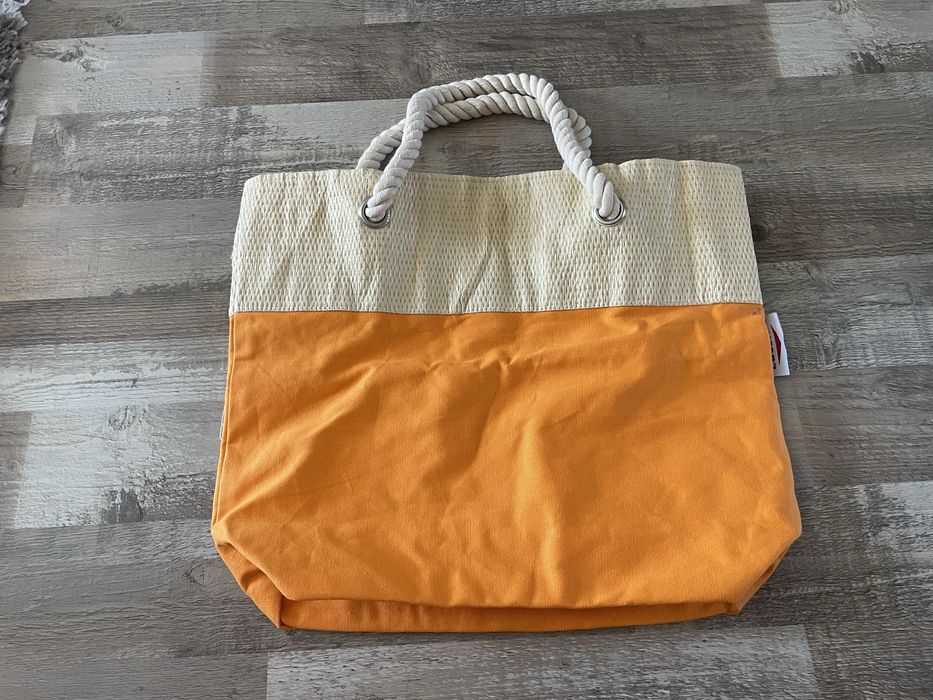 Плажна чанта нова