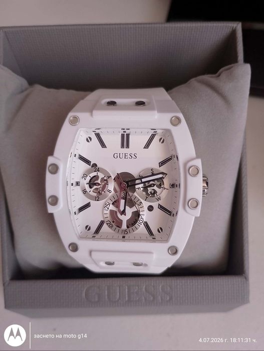 Мъжки часовник Guess - GW0203G2