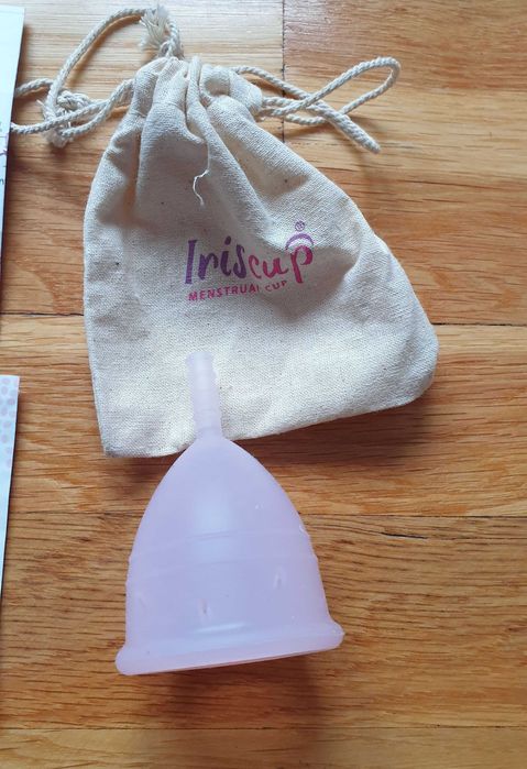 Cupa Menstruala Iriscup marimea  L Roz