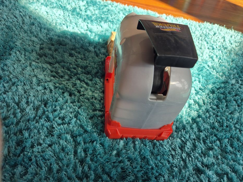 Hotwheels писта череп