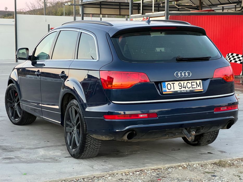 Audi q7/ automat/ pachet S-Line/ 2009/ 7 Locuri/ panoramic/ navi mare