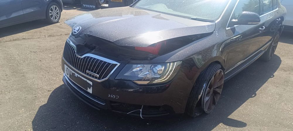 Dezmembrez Skoda Superb II (3T4) [Fabr 2008-2015]