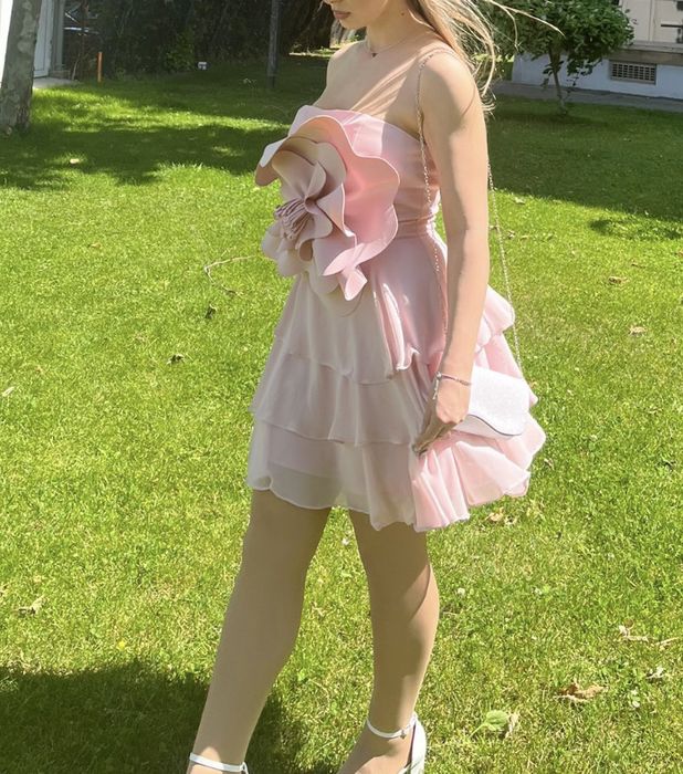 Rochie roz evenimente