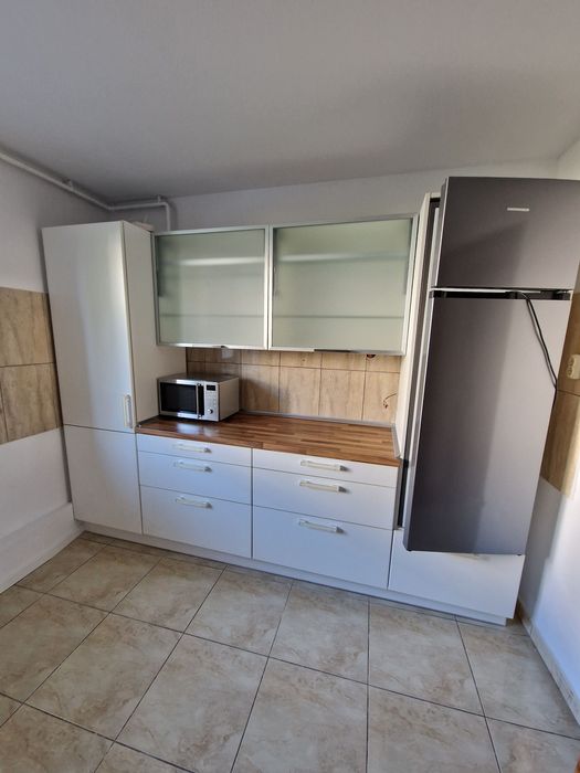 Apartament de închiriat