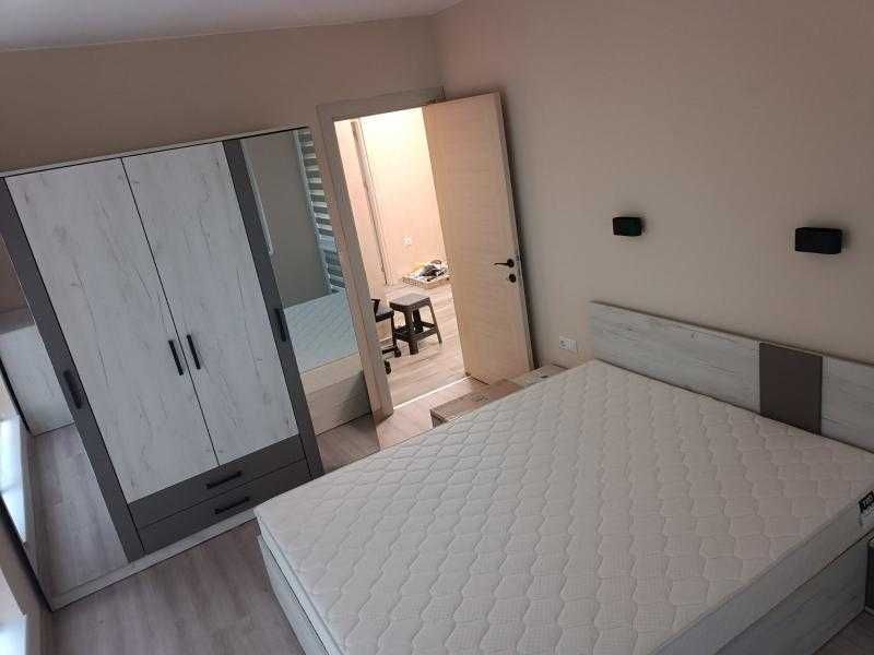 Дава се под наем Тристаен апартамент в Бургас, Меден рудник - зона А - 1000 кв.м за 510 € - Снимка #3