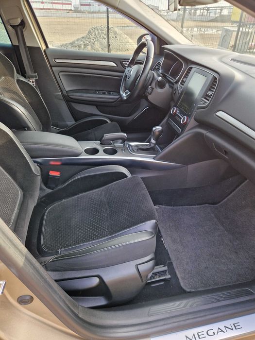 Renault Megane IV 1.5 dCi Automat/ Schimb ulei motor + filtre efectuat