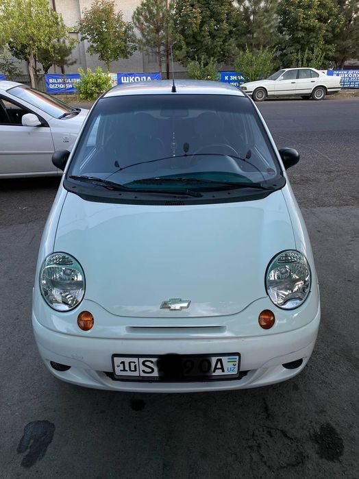 Matiz avtomobili sotiladi