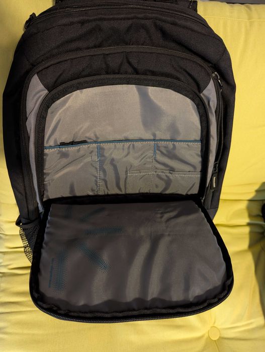 Ghiozdan/rucsac laptop Case Logic 17''