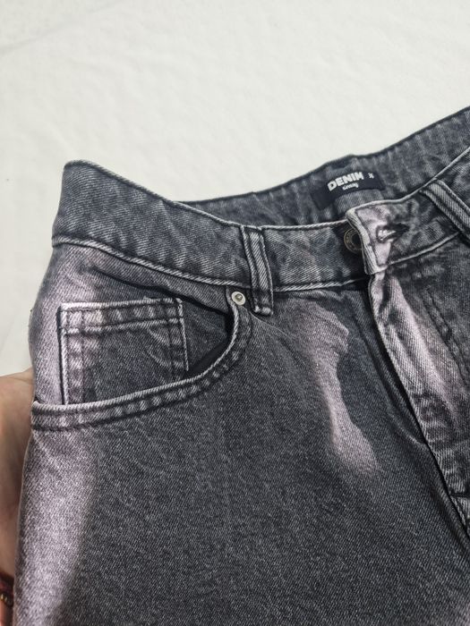 Pantaloni scurți femei