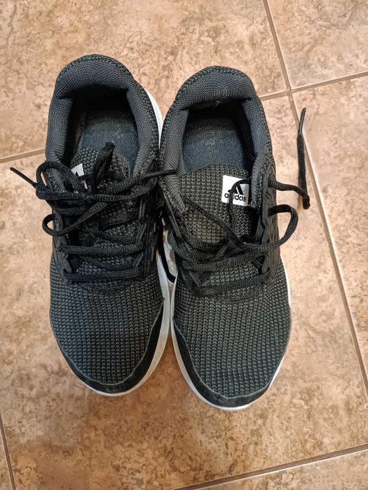 Маратонки Адидас