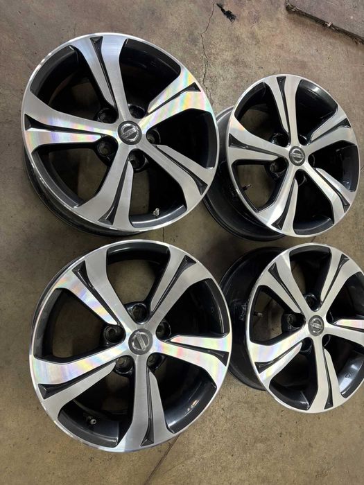 Nissan оригинални джанти 4бр НОВИ