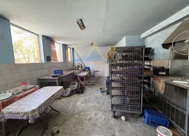 Продава се Промишлена сграда в с. Генерал Колево, Област Варна - 200 кв.м за 95 €/кв.м - Снимка #2