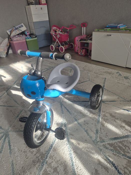 Продам коляску и велосипед