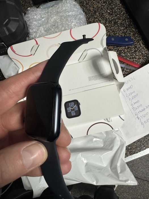 Apple Watch SE (Gen 2) 44 mm