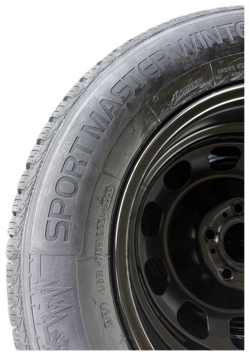 Set de iarna ptr Dacia Duster III pe 16 inch, jante otel originale Dacia + anvelope iarna 215/70r16 104H XL Linglong Sport Master, clasa A la aderenta