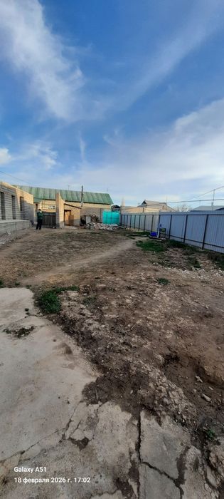 Продается участок в таваксайе 3 соток 4 ком от центрального дороги500м