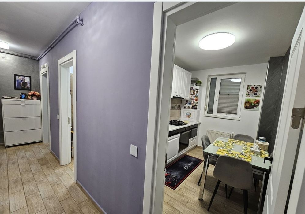 Particular vand apartament 2 camere 10 min de metrou  Dimitrie Leonida