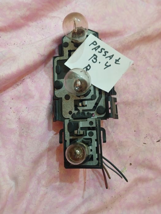 Плата заднего фонаря Фольксваген ПасатВ4