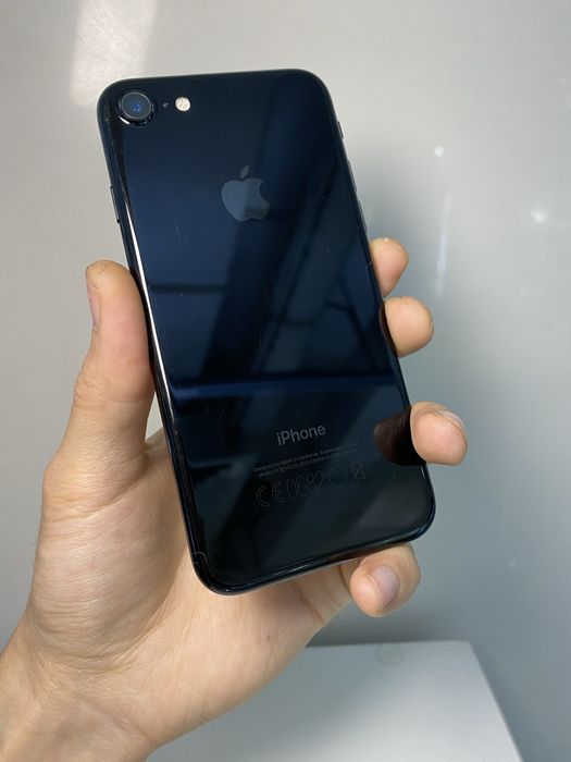 Продам айфон 7 на 256ГБ